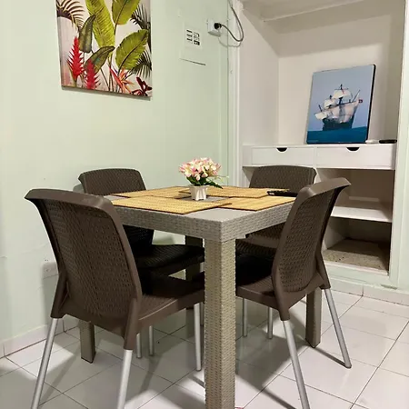 Apartamento 210a Bocagrande Pool & 1 Block From The Cartagena